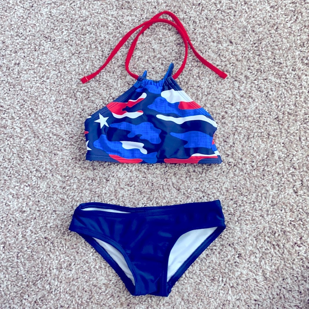 Camo halter bikini